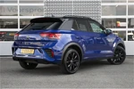 Volkswagen T-Roc R-Line Business 1.5TSI 150pk SUV | Black style | Top-sportstoelen | Camera | Navigatie | Cockpit Pro