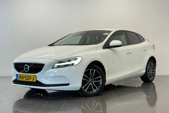 Volvo V40 T2 Nordic+ | Climate | Verwarmbare stoelen + voorruit | Standkachel | PDC achter | Navigatie |