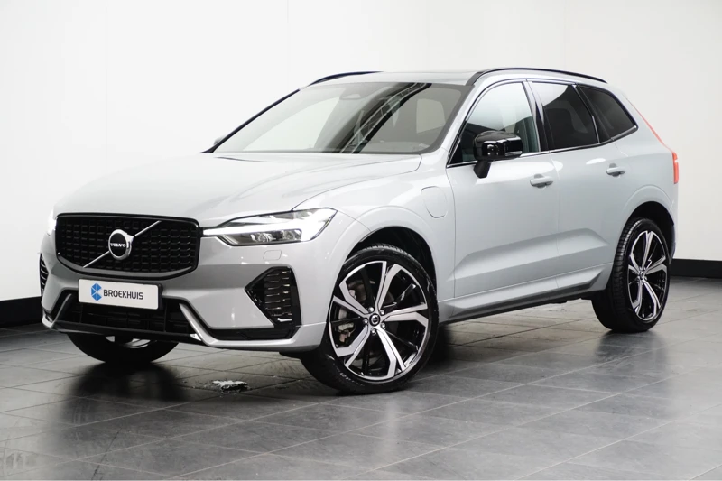 Volvo XC60 Recharge T6 AWD Plus Dark Long Range | Lightning Pack | Climate Pro Pack | Sportstoelen | Nappa leder | Getint glas | Parkeerver