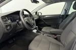 Volkswagen e-Golf e-Golf | Adaptive Cruise | Navigatie | Carplay | Getint glas |