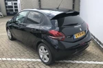 Peugeot 208 1.2 PureTech Signature