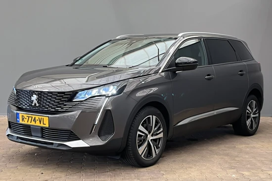 Peugeot 5008 1.2 130pk Allure | Automaat | Leder\Stof | Camera V+A | Clima | Keyless | Navigatie | 18" Lichtmetaal | Cruisecontrol | Digitale