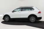 Volkswagen Tiguan 1.4 TSI Comfortline 126pk | Adaptief cruise control | Navigatie | Led koplampen | App connect | Privacy glass | Parkeersensoren