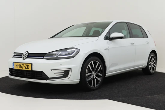 Volkswagen e-Golf 100kW 136pk E-DITION | €2000 subsidie | 100% Dealeronderhouden | Achteruitrijcamera | Navigatie | Parkeersensoren v+a | Adaptive