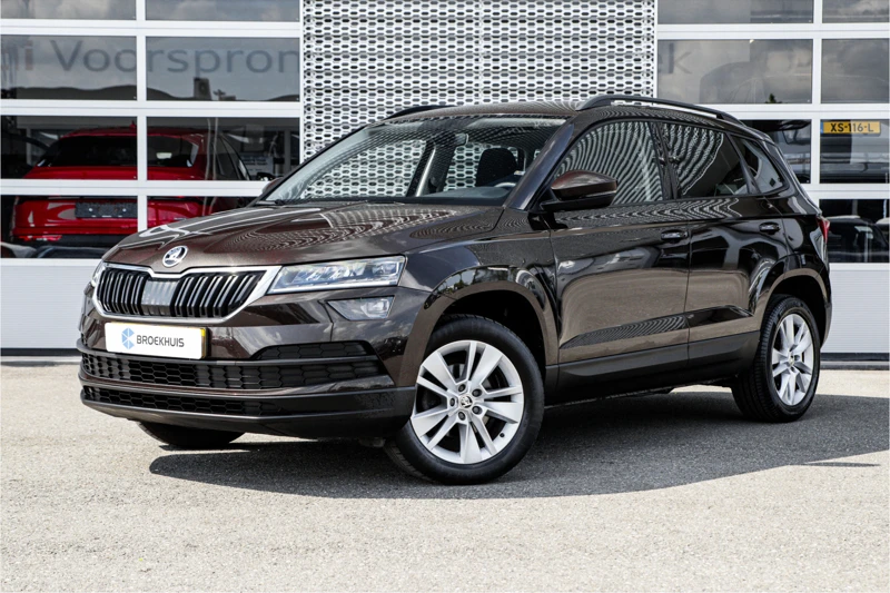 Škoda Karoq 1.0 TSI Style | Camera | Navigatie | Carplay | Climate control