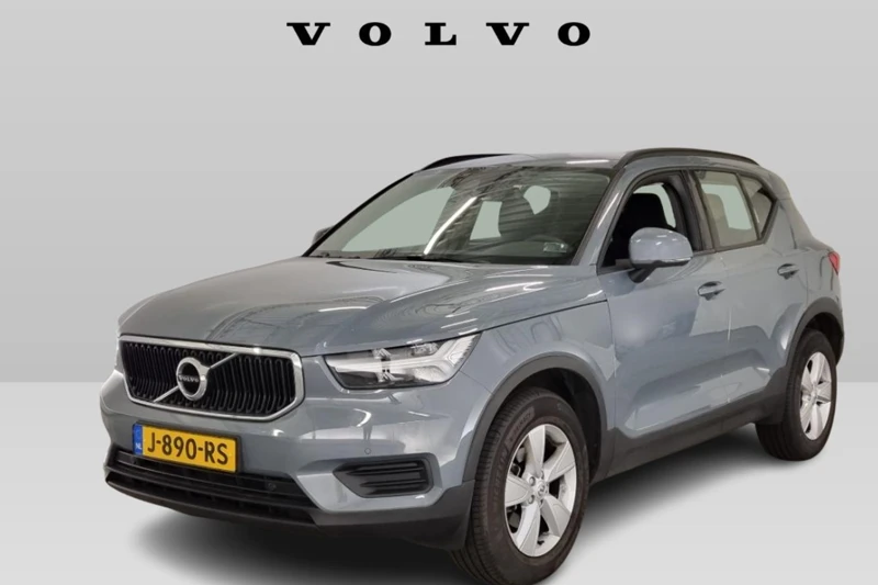 Volvo XC40 T2 Momentum Core #LageKM #Camera #ThunderGrey