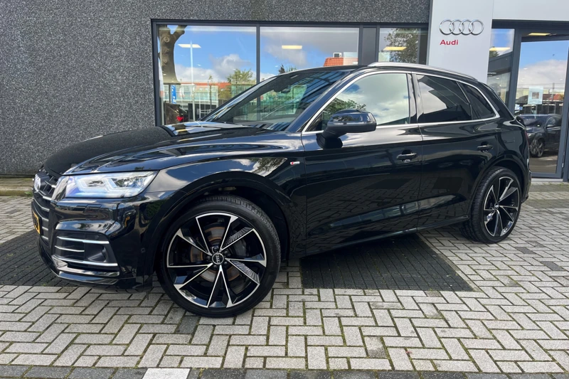 Audi Q5 Pro Line 55 TFSI e 367 pk S-tronic Quattro