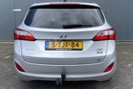 Hyundai i30 Wagon 1.6 GDI 135pk Business Edition | Climate controle | Trekhaak | Camera | Parkeersensoren voor en achter | Cruise controle |