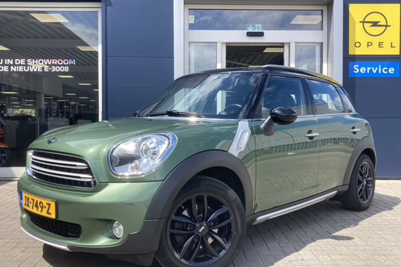 MINI Countryman 1.6 Cooper Pepper | Xenon | Navigatie | Parkeersensoren | Panoramadak |