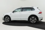 Volkswagen Tiguan 1.5 TSI ACT Highline R-line 150pk AUT/DSG | Adaptief cruise control | 1800kg trekgewicht | Navigatie | LED plus koplampen | Priv