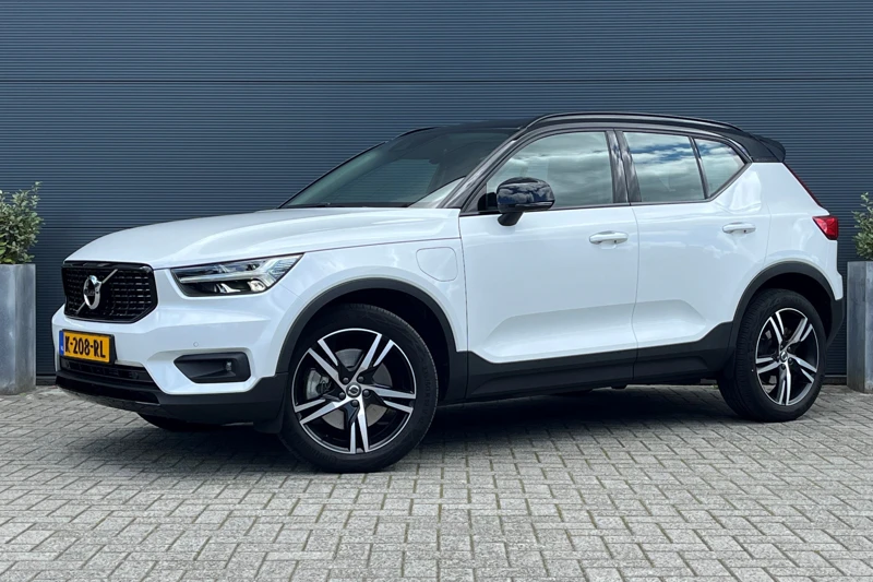 Volvo XC40 1.5 T4 Recharge R-Design Expression