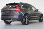 Volvo XC60 T6 350PK AWD Plus Dark | Trekhaak | Gelam Glas | Adapt LED | Blis | Standkachel