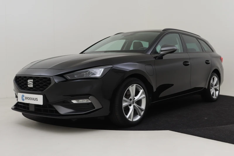 SEAT Leon Sportstourer 1.4 TSI 204PK eHybrid PHEV FR DSG/AUT | 100% Dealeronderhouden | Keyless Start | Navigatie | LED Koplampen | Volledig Digitaal D