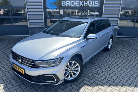 Volkswagen Passat Variant 1.4 TSI 204 pk PHEV GTE Business | Schuifdak | Cruise control adaptief |