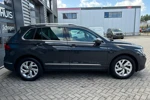 Volkswagen Tiguan 1.5 TSI 150 pk Life 7-DSG | Trekhaak wegklapbaar | Navigatie by app | Achteruitrijcamera |