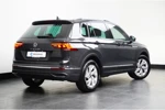 Volkswagen Tiguan 1.5 TSI 150 pk Life 7-DSG | Trekhaak wegklapbaar | Navigatie by app | Achteruitrijcamera |