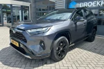 Toyota RAV4 2.5 178 pk Hybrid AWD Dynamic | A-uitrij camera | Voorraam en stuurwiel verwarming | Elektrische A-klep |