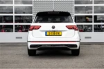 Volkswagen Tiguan R-Line Business 1.5TSI 150pk DSG | Panoramadak | Harman Kardon | Matrix | Black style |