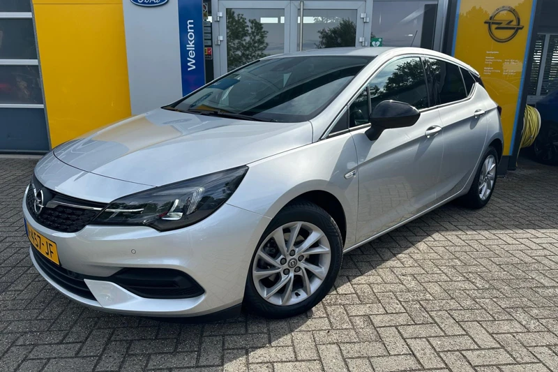 Opel Astra 1.2 TURBO 110PK ELEGANCE | NAVIGATIE| PARKEERSENSOREN V+A| CAMERA| AGR-COMFORTSTOEL| KEYLESS ENTRY & START| CLIMATE CONTROL