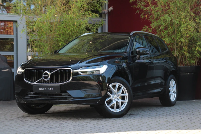 Volvo XC60 T5 250pk Momentum | Trekhaak | Stuur- en stoelverwarming | Adaptive Cruise Control