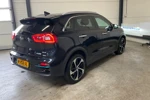 Kia e-Niro ExecutiveLine 64 kWh | Leder | Dodehoek detectie | Keyless | 18" velgen | Camera | Elektr. stoelen |