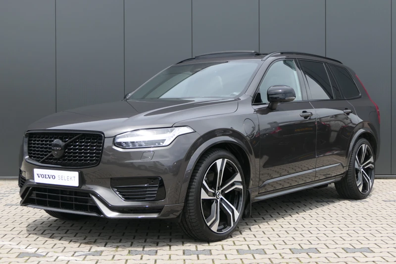 Volvo XC90 T8 Recharge AWD Ultimate Dark | Luchtvering | Bowers&Wilkins | 360 Camera | Sportstoelen | Trekhaak | Gelaagd Glas | Head-Up | 2