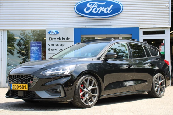 Ford Focus Wagon 2.3EB ST-3 280 PK | RECARO | PANODAK | B&O | ELEKT. STOELEN | NAVI | CAMERA | CLIMA | WINTERPACK | CRUISE | HEAD-UP | ELEK