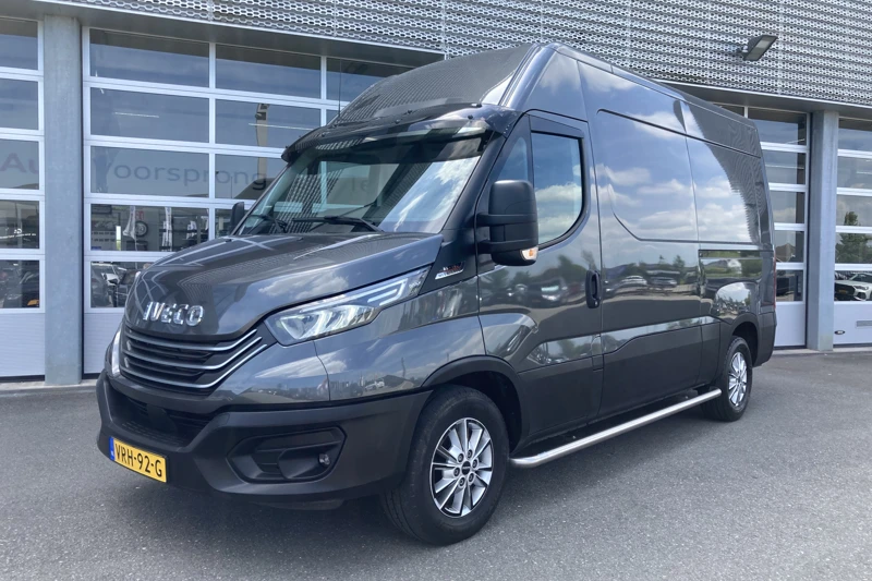 Iveco Daily | Automaat | Luchtvering | Navigatie | Led | Camera