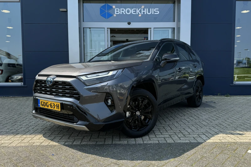 Toyota RAV4 2.5 Hybrid AWD Bi-Tone | Cruise Control | Stuur + Stoelverwarming | Elektr. klep | Camera | Navi