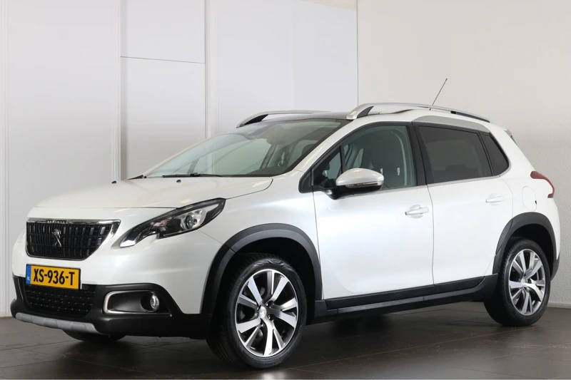 Peugeot 2008 1.2 110 pk Allure