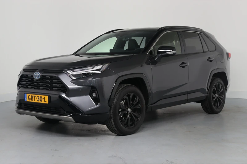 Toyota RAV4 2.5 Hybrid AWD Style Bi-Tone | LED | Clima | Camera | keyless | Stoel/Stuur Verwarming | Navi By App | Cruise Adaptive | 18'' Li