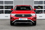 Volkswagen T-Roc Life Business 1.5TSI 150pk | Keyless | Trekhaak | Camera | 18" |