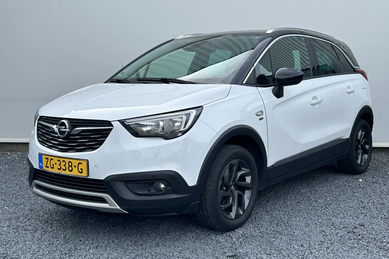 Opel Crossland 120 jaar Edition 1.2 Turbo 110pk | TREKHAAK | Parkeercamera | Parkeersensoren vóór + achter | Climate control | Achterbank op ra