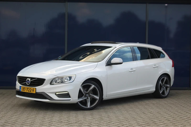 Volvo V60 2.0 T5 R-Design Aut.8 245PK | Schuifdak | Camera | Memory stoel | Stoelverwarming |