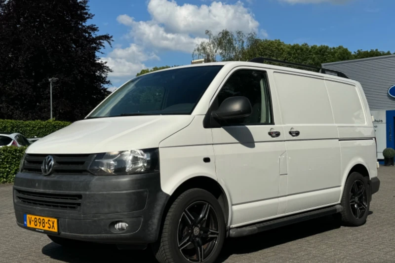 Volkswagen Transporter 2.0 TDI L1H1 BM | LEDER/STOF | CRUISE | PARK SENS | LM. VELGEN | TREKHAAK | PERFECT ONDERHOUDEN! | NETTE BUS!