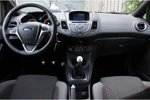 Ford Fiesta 1.0EB ST-LINE | NAVI | CLIMA | VOORRUITVERWARMING | CRUISE | PARK SENS | 17' LM. VELGEN | TREKHAAK