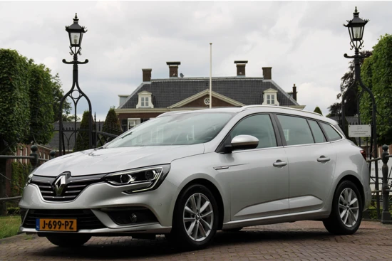 Renault Mégane Estate 1.2 TCe 132PK LIMITED | CAMERA | LEDER / ALCANTARA | NAVI | CLIMA | CRUISE | PARK SENS V+A | AUTO INPARKEREN | DODE HOEK