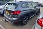 BMW X1 sDrive20i Business Edition Plus Automaat | Panoramadak | Leder | Navigatie | Trekhaak | Stoelverwarming | Climate Control | 1e E