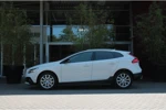 Volvo V40 Cross Country 1.5 T3 Automaat Polar+ Luxury | Harman/Kardon | Panoramadak | Camera | Keyless Entry