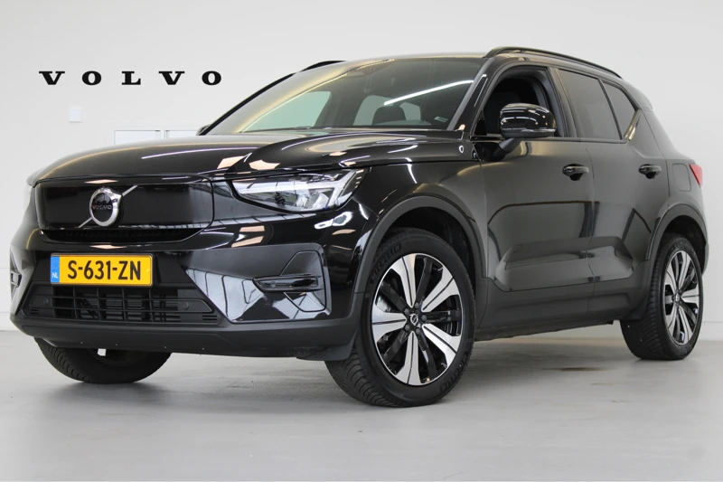 Volvo XC40 Recharge 231PK Core | Camera | Warmtepomp | Stoel & stuurverwarming | Getint glas | All season banden