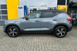 Volvo XC40 1.5 T3 164PK R-DESIGN | ADAPTIEVE CRUISE CONTROL| ELEK. ACHTERKLEP| STOEL- EN STUUVERWARMING| NAVIGA