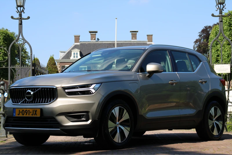 Volvo XC40 T5 Twin Engine 262pk Geartronic Momentum