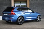 Volvo XC60 T8 AWD Recharge R-Design | Luchtvering | Trekhaak | 360° Camera | Head-Up Display | Harman Kardon | Standkachel met Volvo On Cal