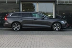 Volvo V60 B4 Core | Driver Assist | Park Assist | 18" | Trekhaak | All Season | Getint Glas | BTW