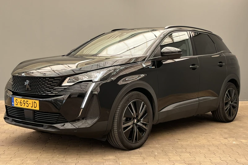 Peugeot 3008 1.6 HYbrid 225PK GT Black Pack Business | Elek. Stoel | massage | Elek. Achterklep | Camera |