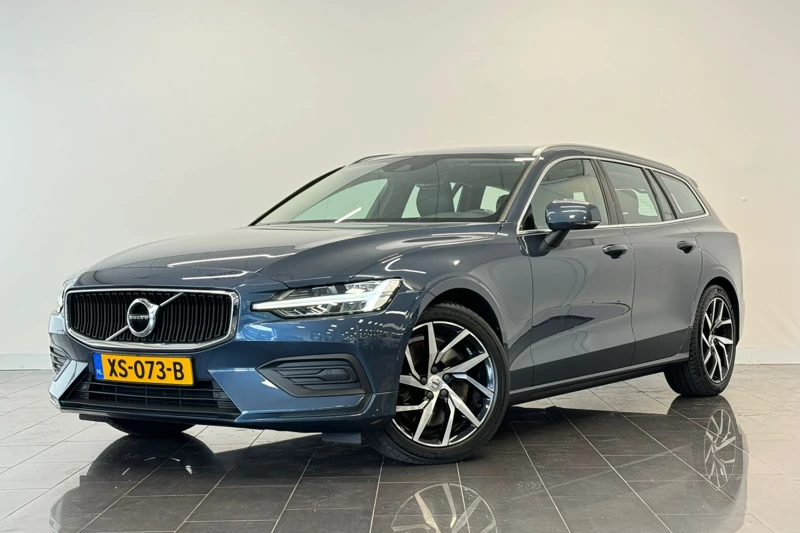 Volvo V60 T5 Momentum Pro | Verwarmbare voorruit | Carplay |