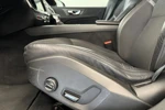 Volvo V60 T5 Momentum Pro | Verwarmbare voorruit | Carplay | Trekhaak | Camera |