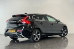 Volvo V40 T3 Polar+ Sport | Panoramadak | Climate | Getint glas | Parkeerverwarming | Alarm | Premium audio | Camera |