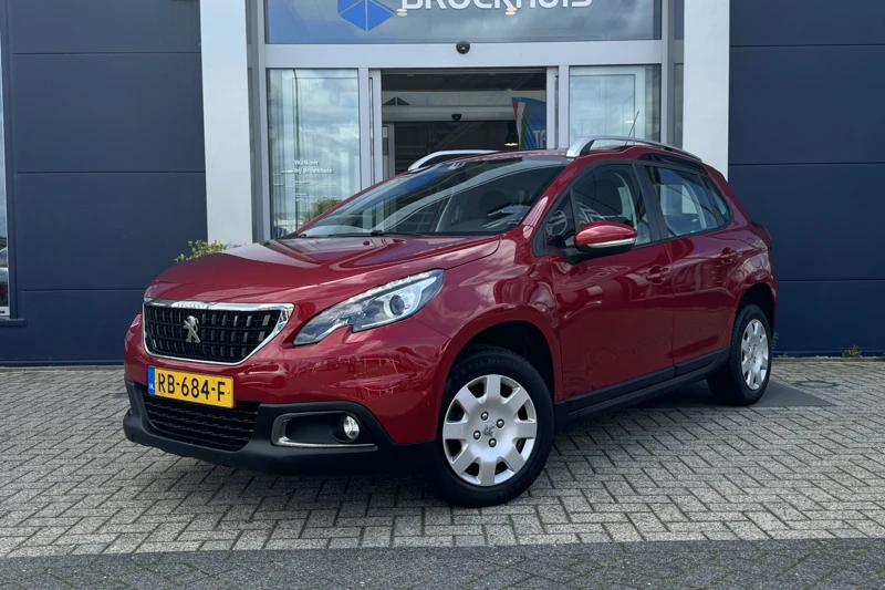 Peugeot 2008 Blue Lion 1.2 PureTech 110PK | Cruise Control | Sensoren achter | Navi | Airco | Carplay