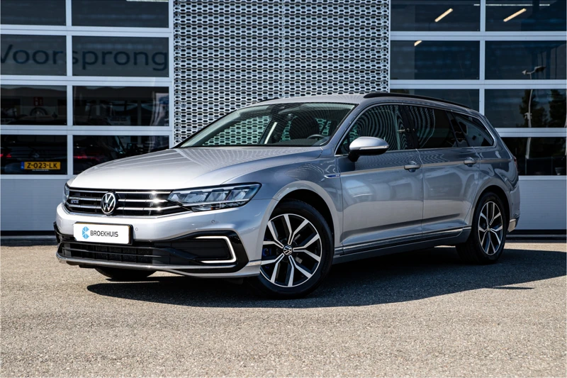 Volkswagen Passat Variant 1.4 TSI PHEV GTE Business 218 pk | Adapt. Cruise | Navigatie | Camera | Stoel- stuur verwarming